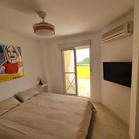 Calahonda Royale Penthouse With Sea Views Апартаменти *