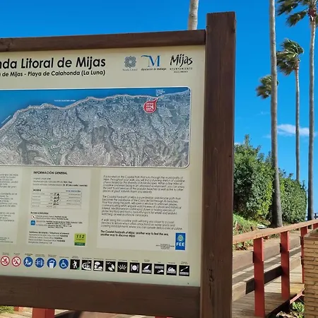 Апартаменти Calahonda Royale Penthouse With Sea Views