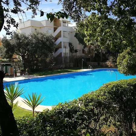 Calahonda Royale Penthouse With Sea Views Апартаменти