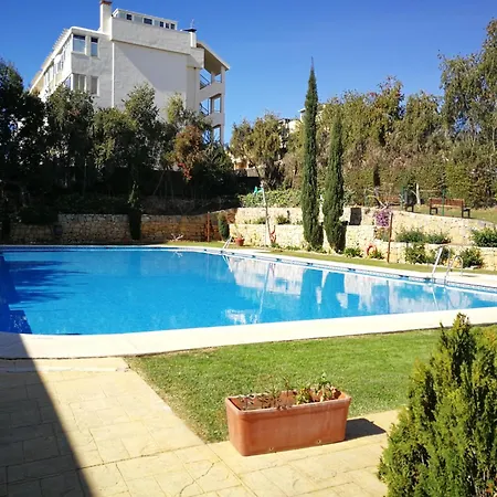 Calahonda Royale Penthouse With Sea Views