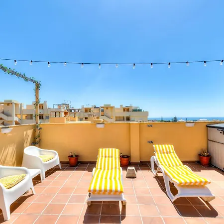 Calahonda Royale Penthouse With Sea Views Marbella