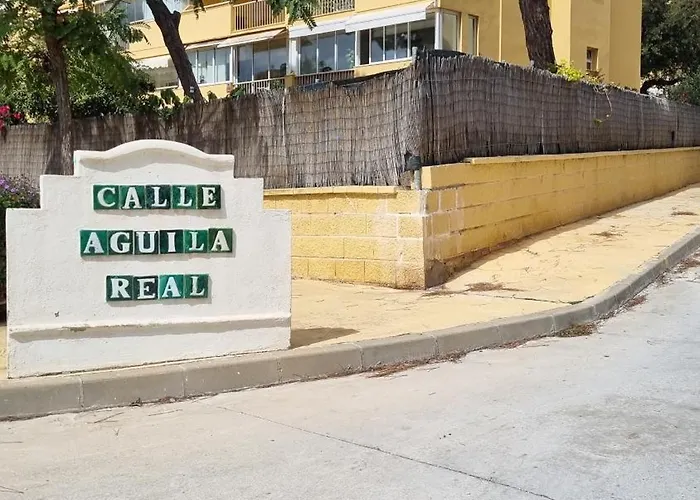 Calahonda Royale Penthouse With Sea Views *